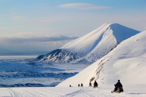 Svalbard Snowmobile Expeditions