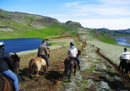 Trek Through The Beautiful Icelandic Landscapes