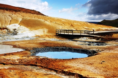 Explore The Geothermal Area Of Reykjanes Peninsula