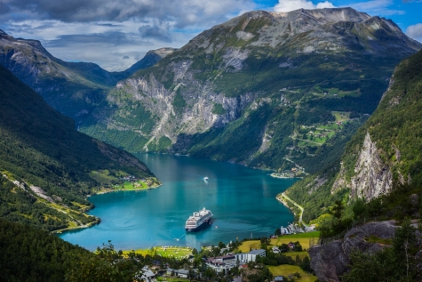 Stunning Views Over Geirangerfjord