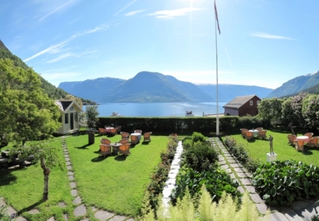 Views From The Walaker Hotel 