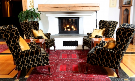 Relax In The Beautiful Historic Hotel 