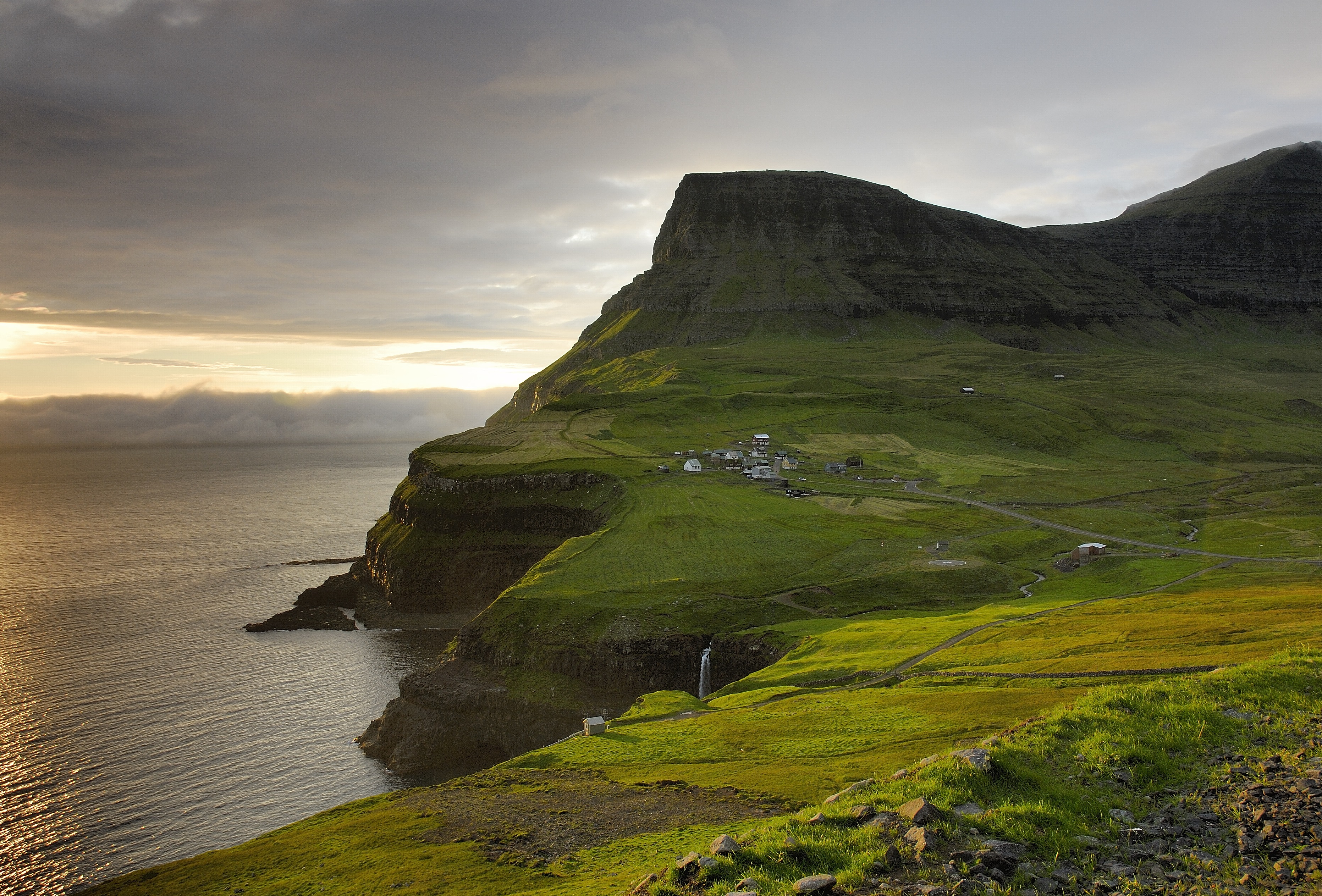 Visit Faroe Islands 